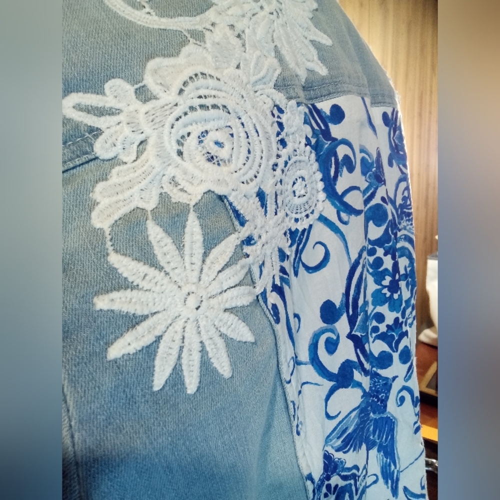 Jean jacket - Picture 4 of 4